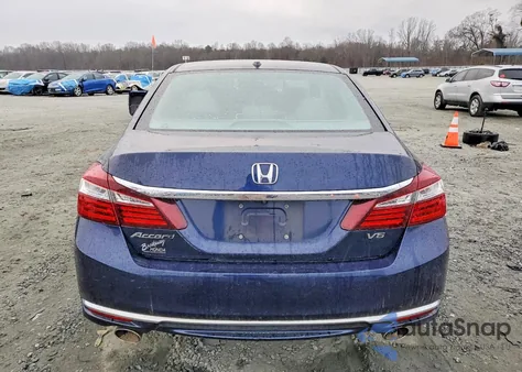 2017 Honda Accord Exl z USA, uszkodzony, nr VIN 1HGCR3F86HA015529